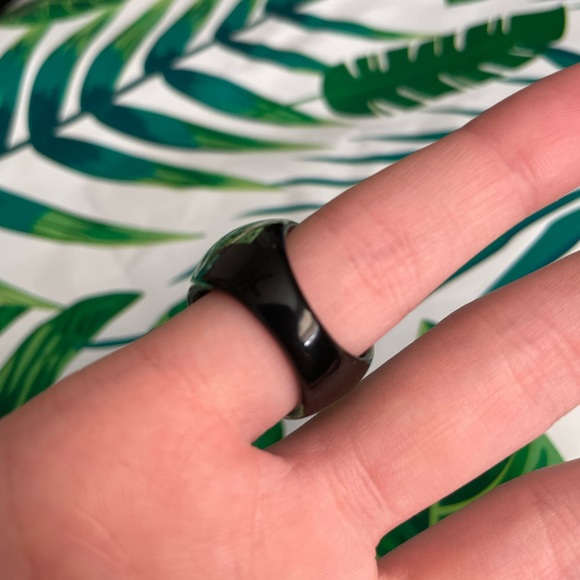 Vintage Lucite Statement Ring - Picture 3 of 5